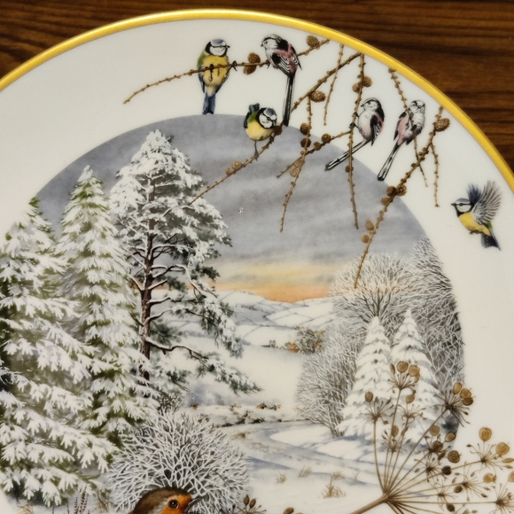 Winter Scene Decorative Plate Peter Banett A Country Lane in December 1979 - Picture 4 of 6